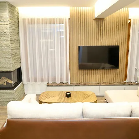 With Private Pool 别墅