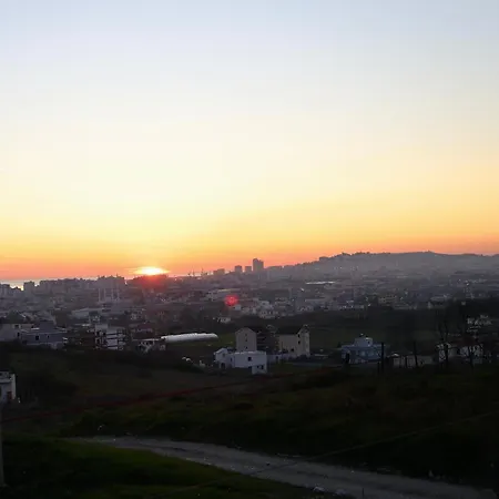 With Private Pool 别墅 Durrës