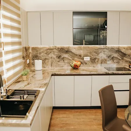 فيلة With Private Pool