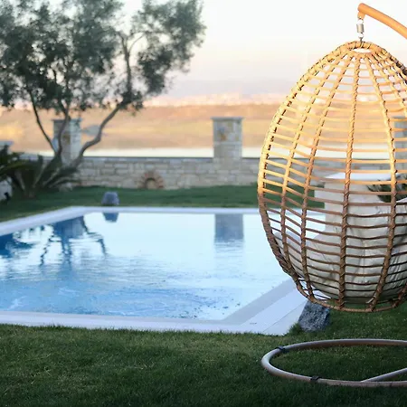 With Private Pool *