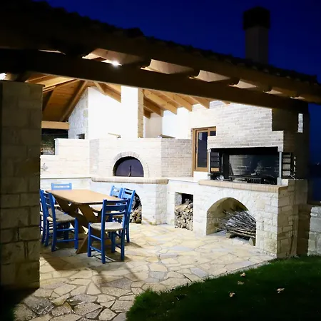 Villa With Private Pool *