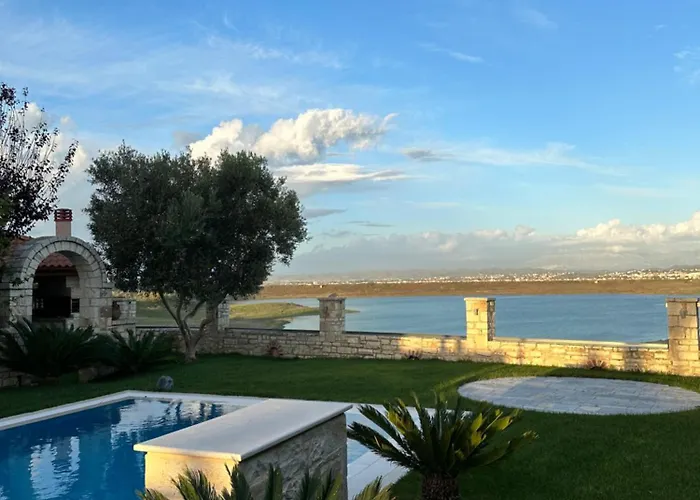 With Private Pool Villa Durrës